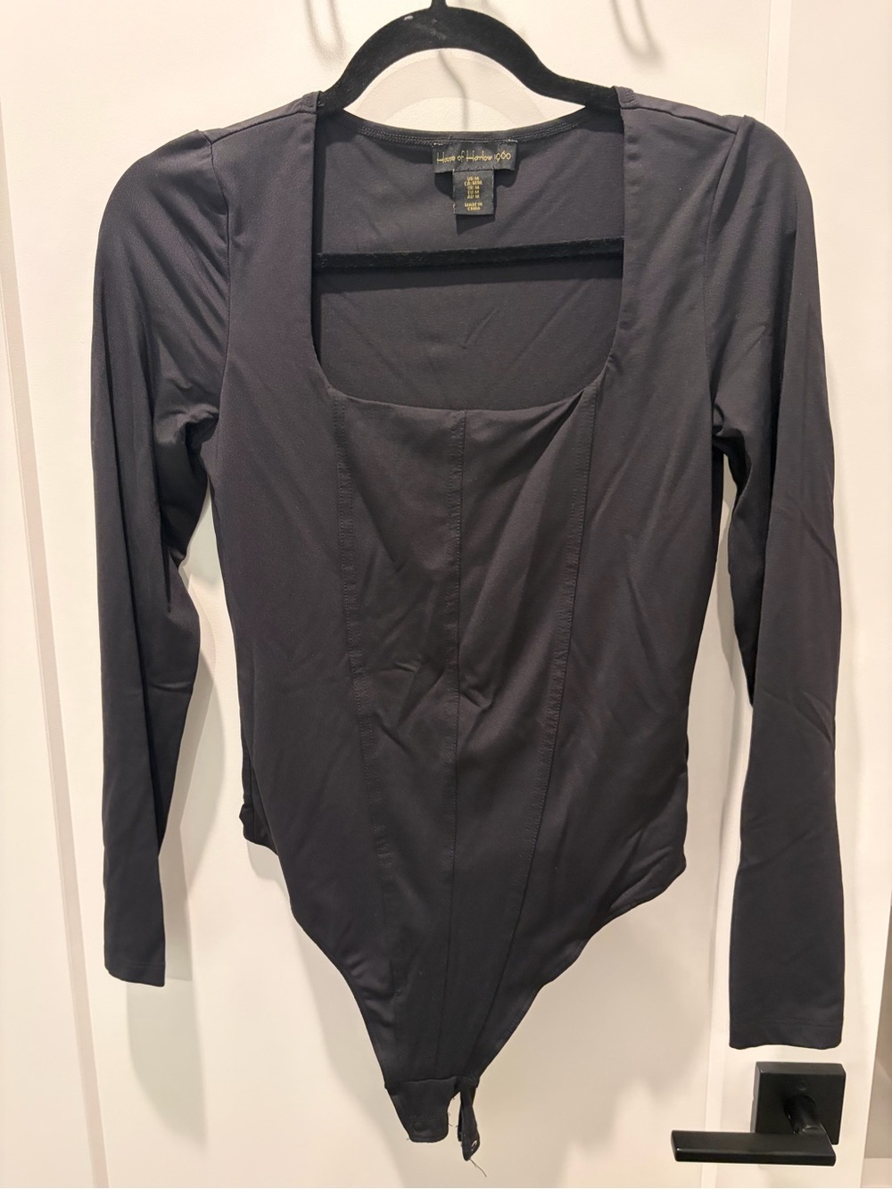 House of Harlow 1960 Charcoal Gray Square-Neck Long Sleeve Bodysuit